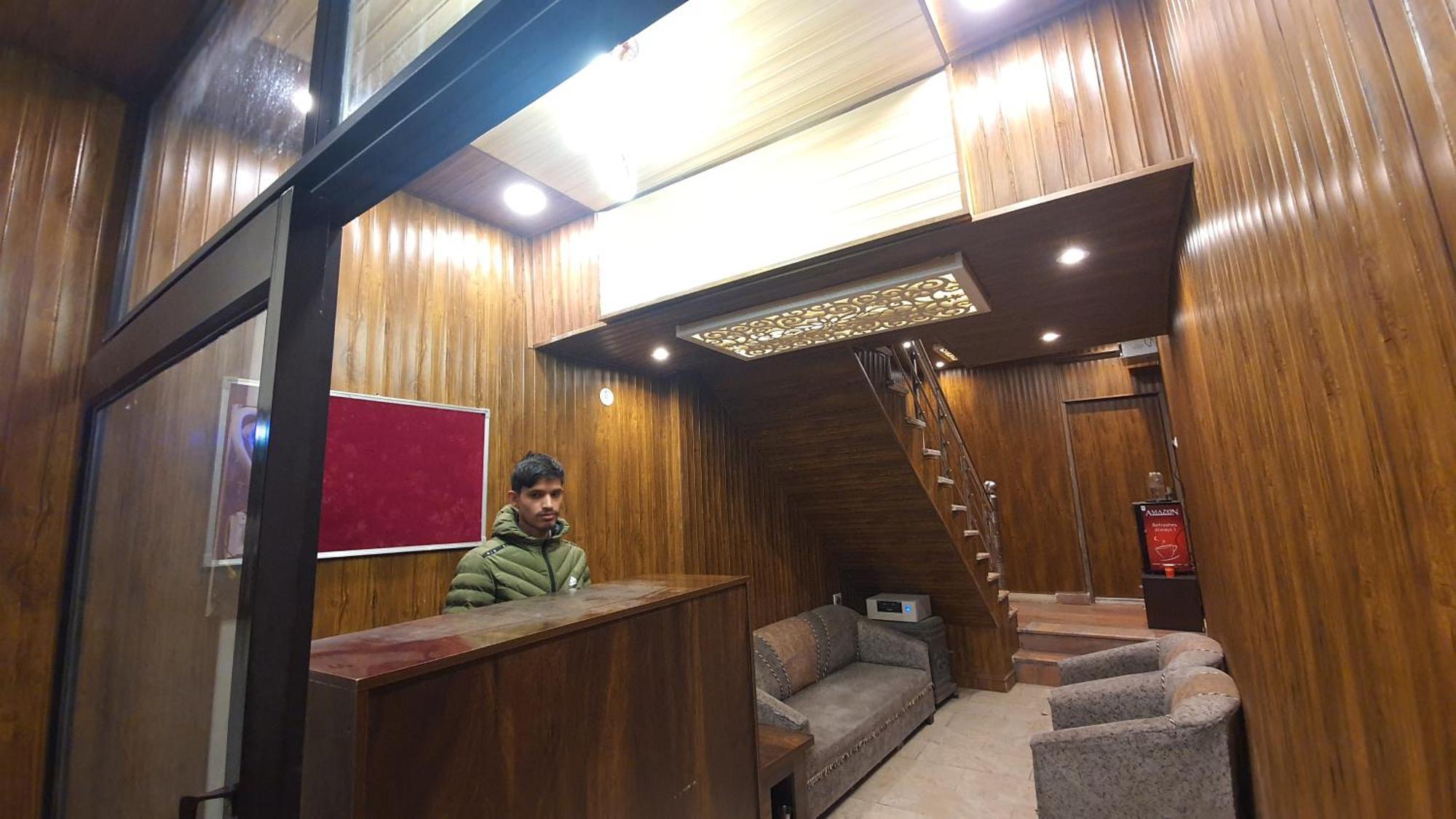 Hotel Townhouse Rishīkesh Екстериор снимка